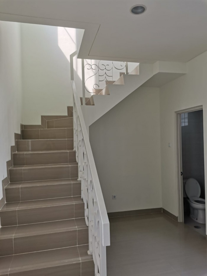 Ruah disewakan di cluster Monaco Jababeka Cikarang